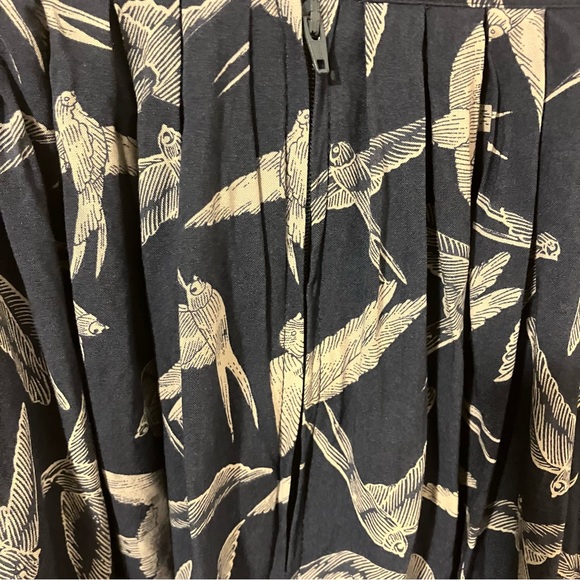ModCloth Hell Bunny Lilou Swallow Printed Skirt- XS - Picture 6 of 12